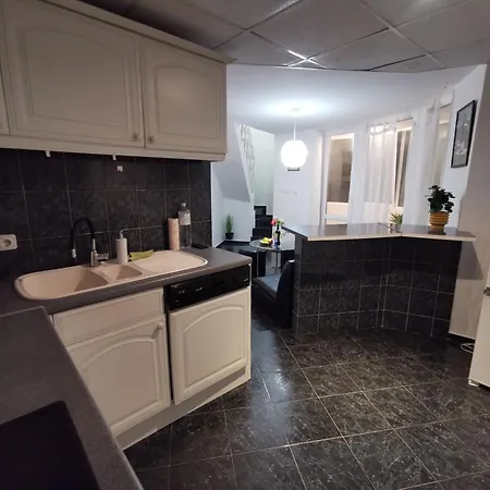 мезонет в гръцката махала Apartman *